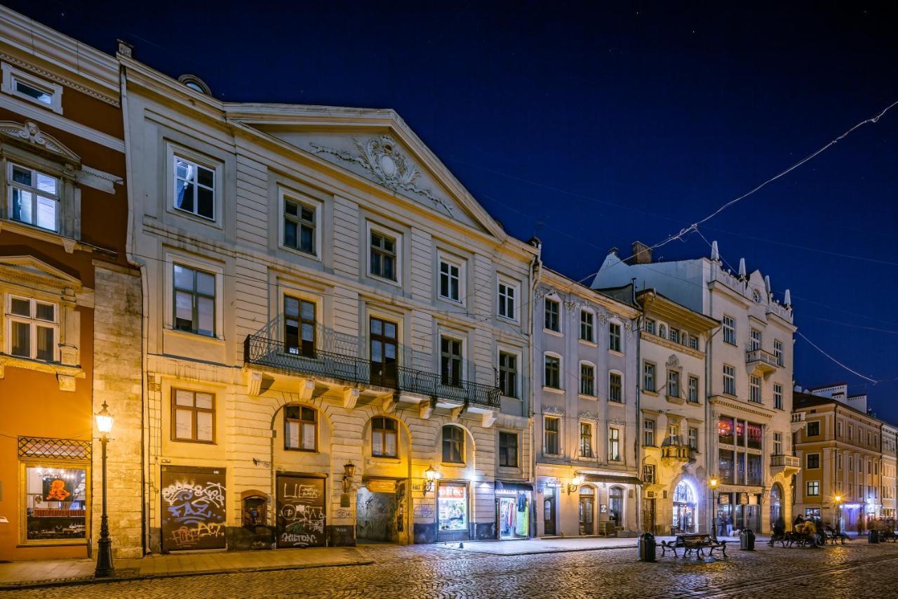 Romari Площа Ринок 29 Apartment Lviv Exterior photo