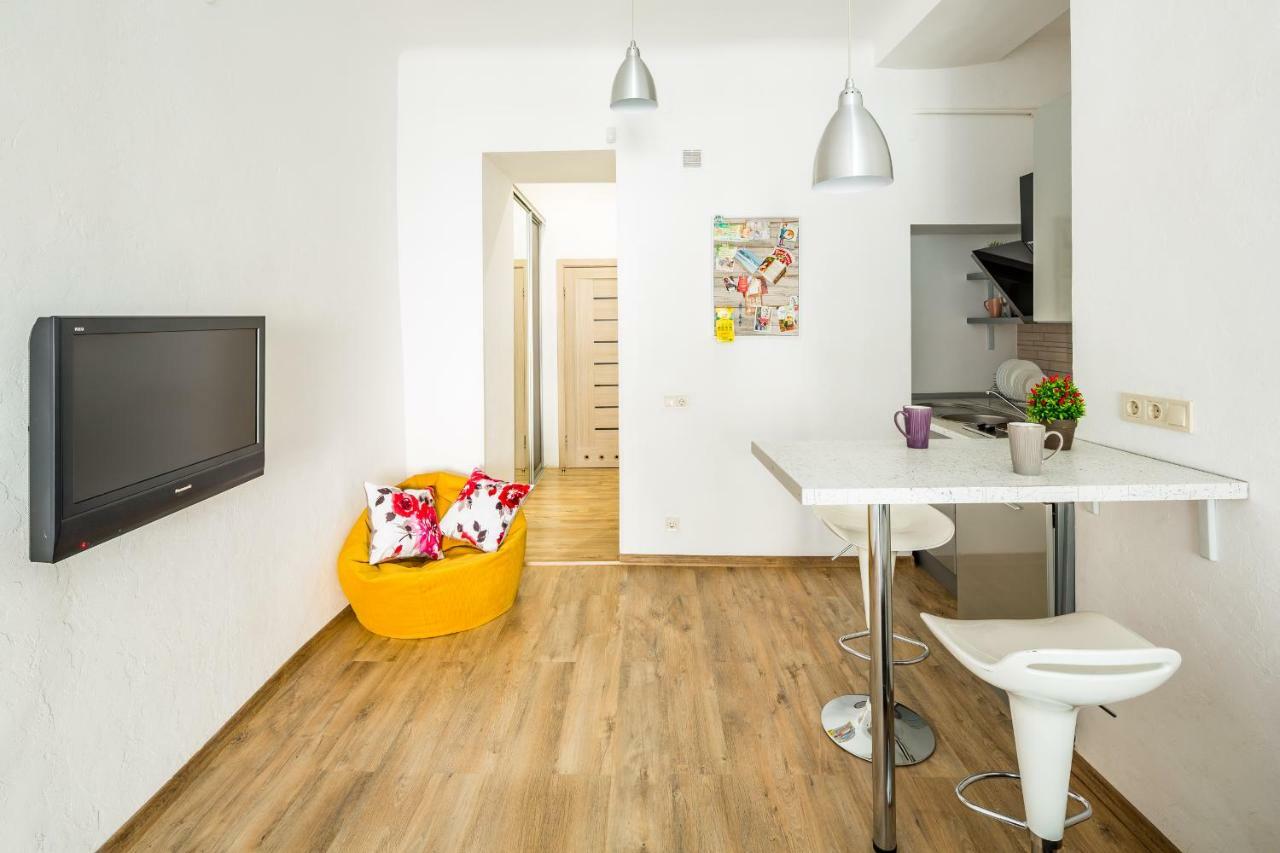 Romari Площа Ринок 29 Apartment Lviv Exterior photo