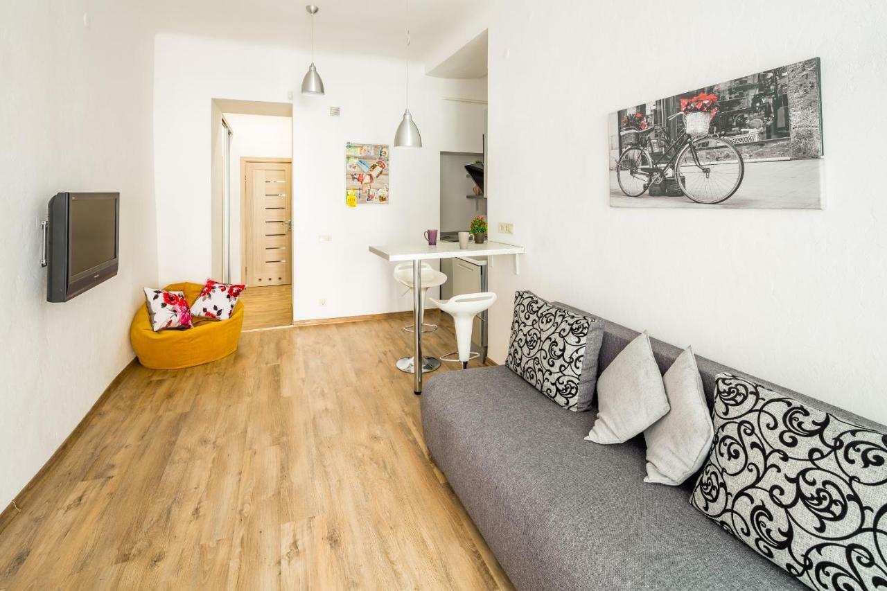 Romari Площа Ринок 29 Apartment Lviv Exterior photo